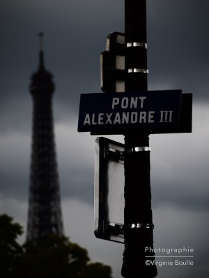 Tour Eiffel à proximité du Pont d'Alexandre III
