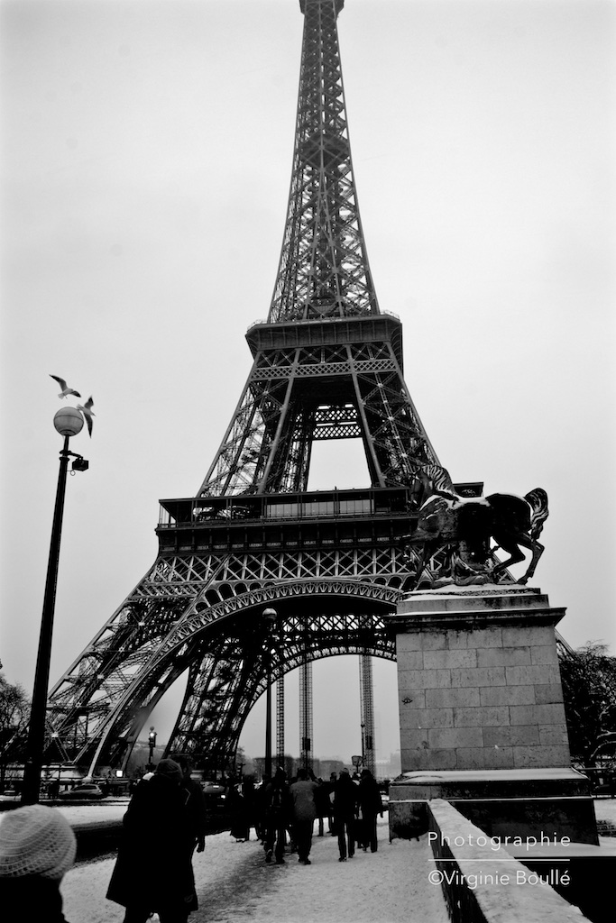 La Tour Eiffel, Paris sous la neige. 20 Janvier 2013
