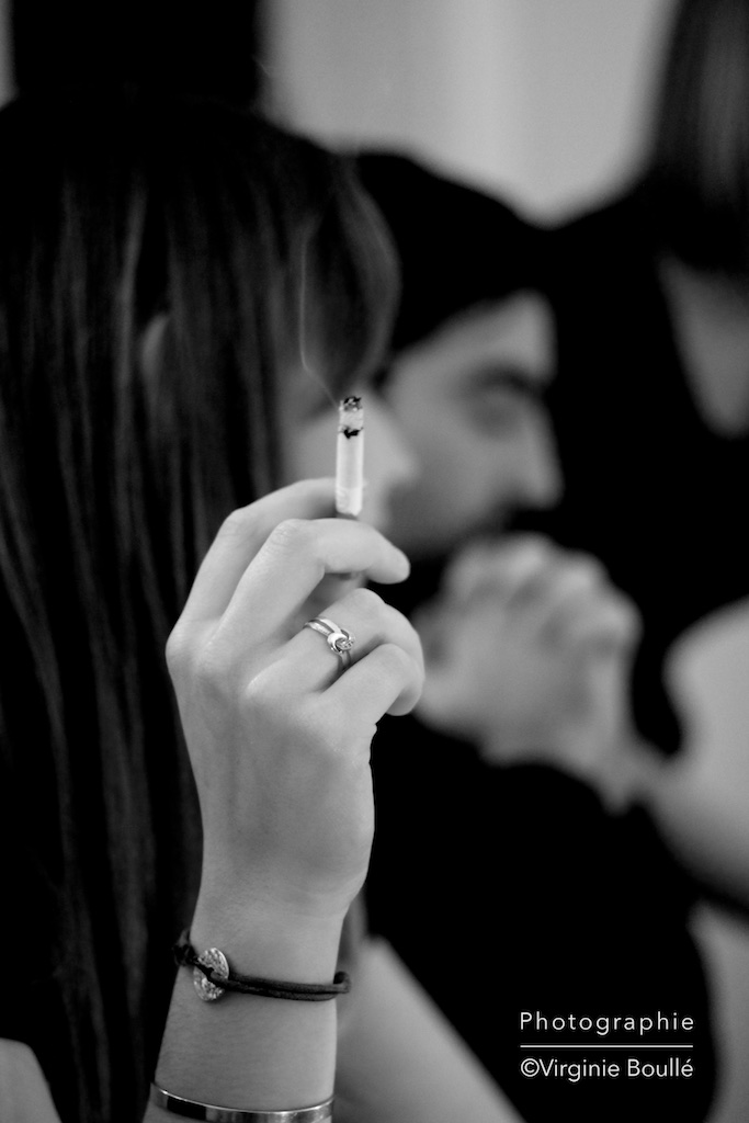Une cigarette . Portraits noir & blanc