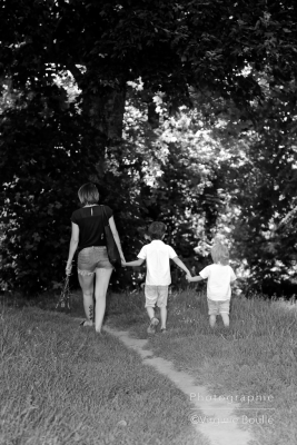 Portrait d'enfant. Parc de Morsang sur Orge (91)