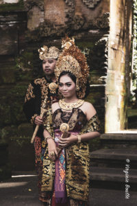 Prewedding, Monkey Forest de Sangeh, Bali ©Virginie Boullé